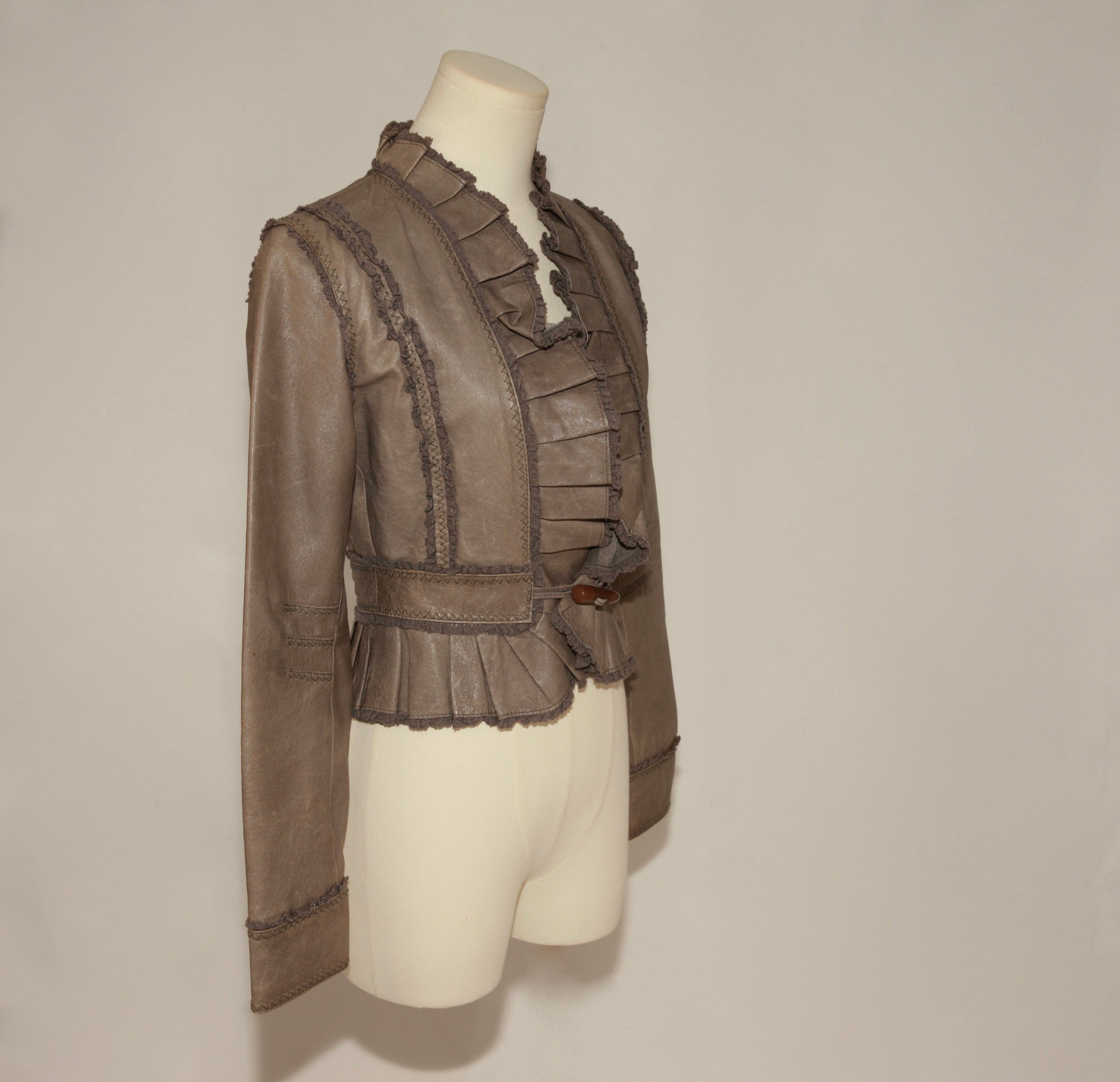 VNTG Moda International Ruffle Leather Jacket - Size XS