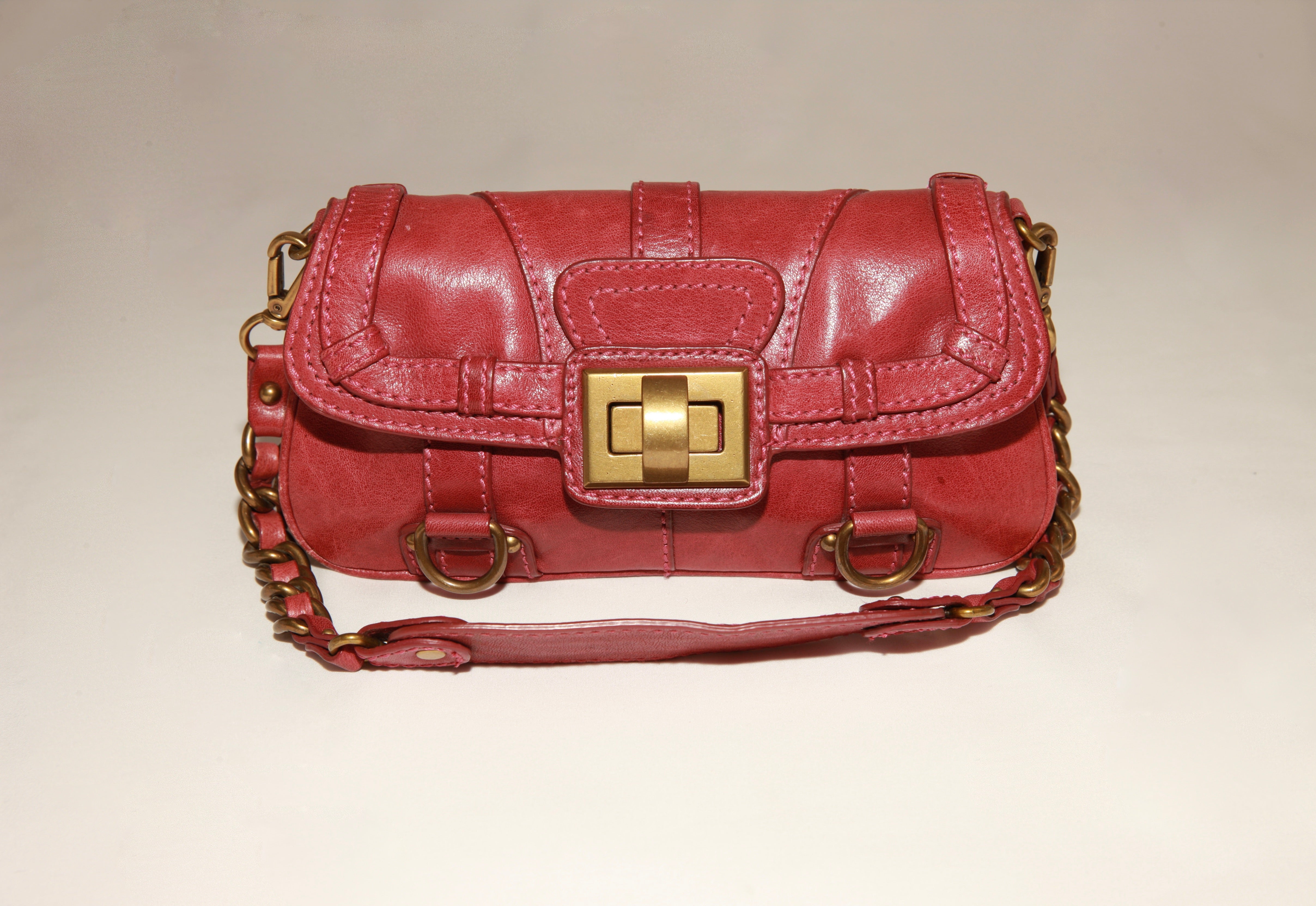 VNTG Lockheart Red Leather Shoulder Bag