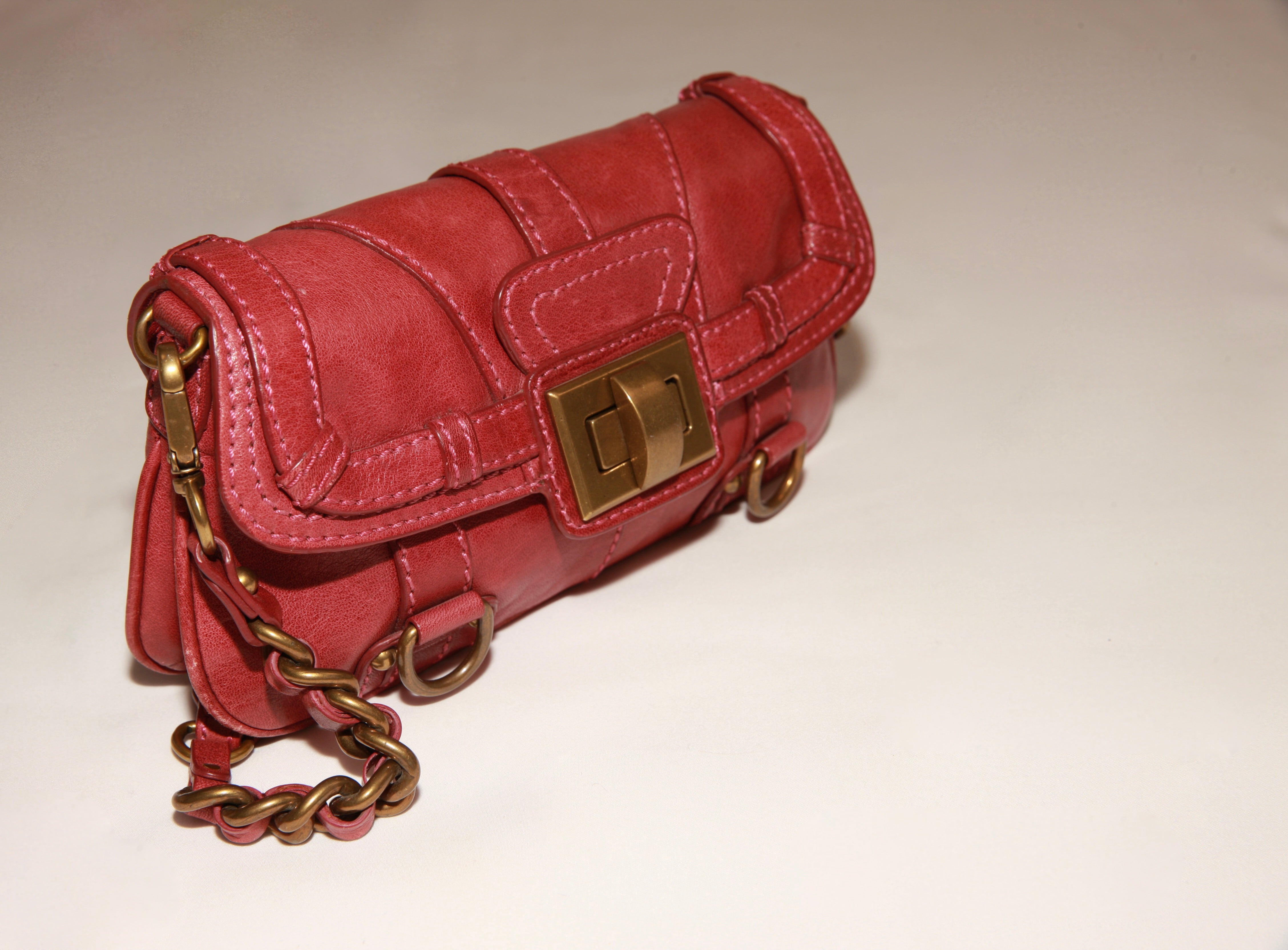 VNTG Lockheart Red Leather Shoulder Bag