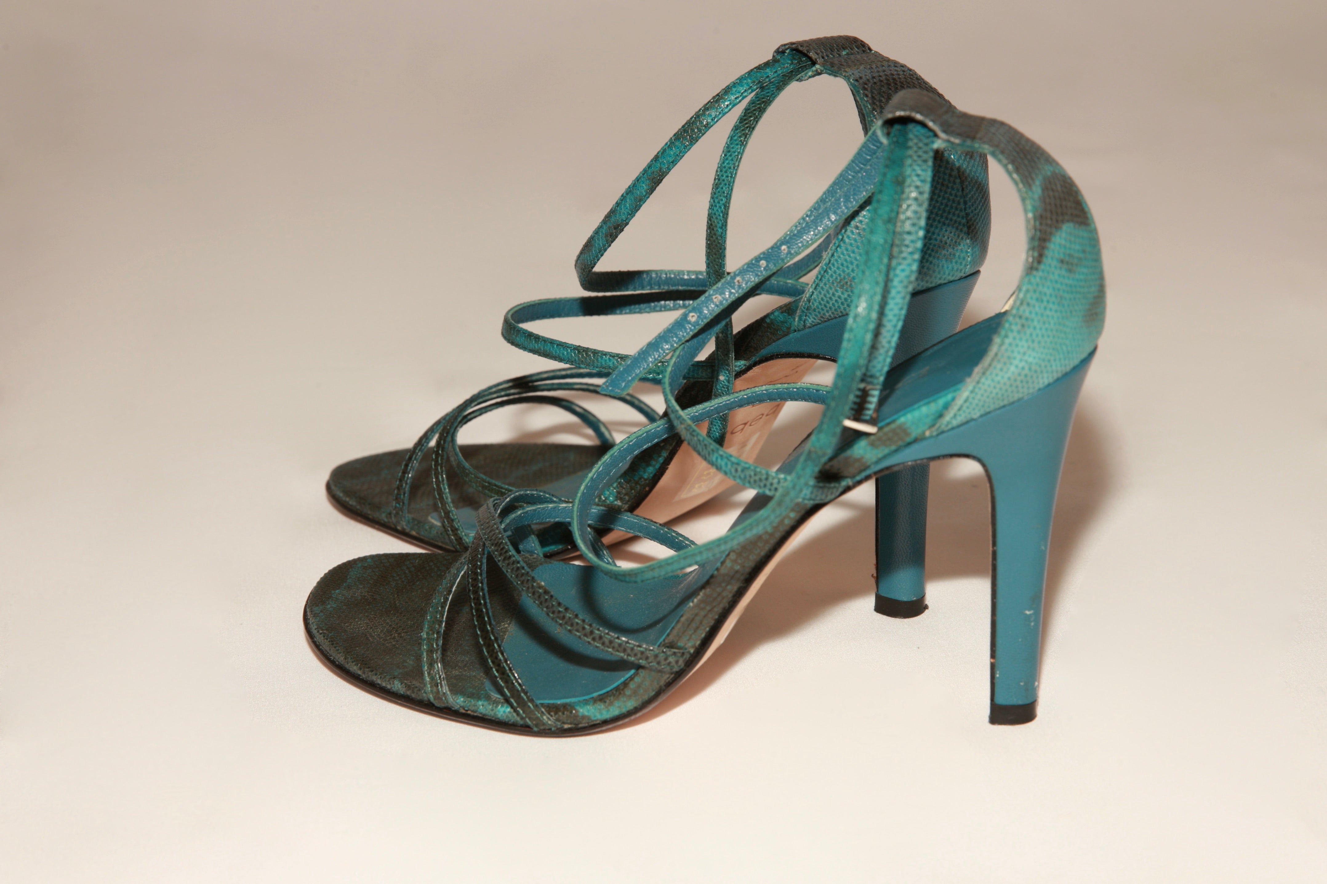 VNTG Teal Snake Bebe Heels - Size 6M