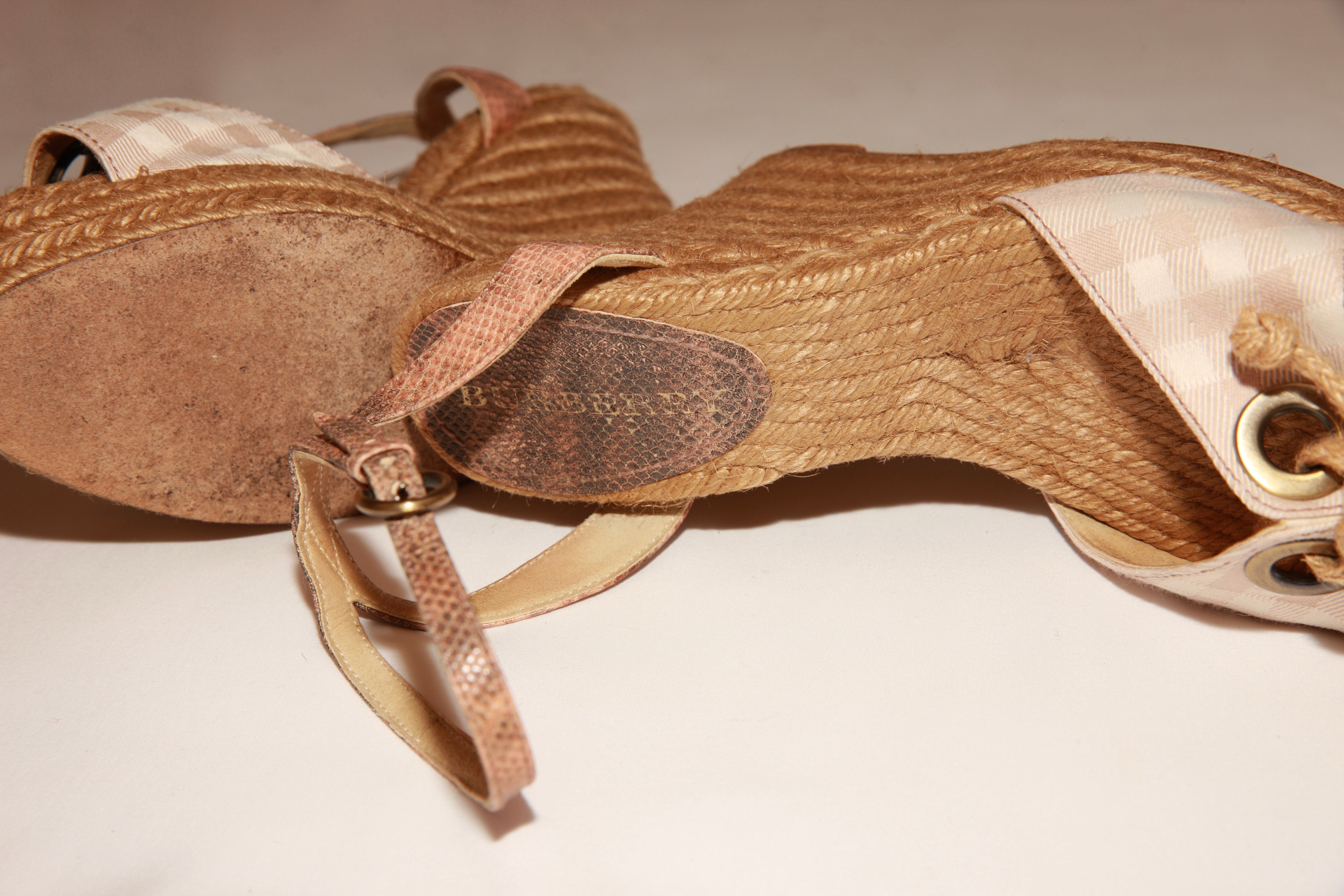 VNTG Burberry Nova Check Espadrille Wedge Sandals - Size 38