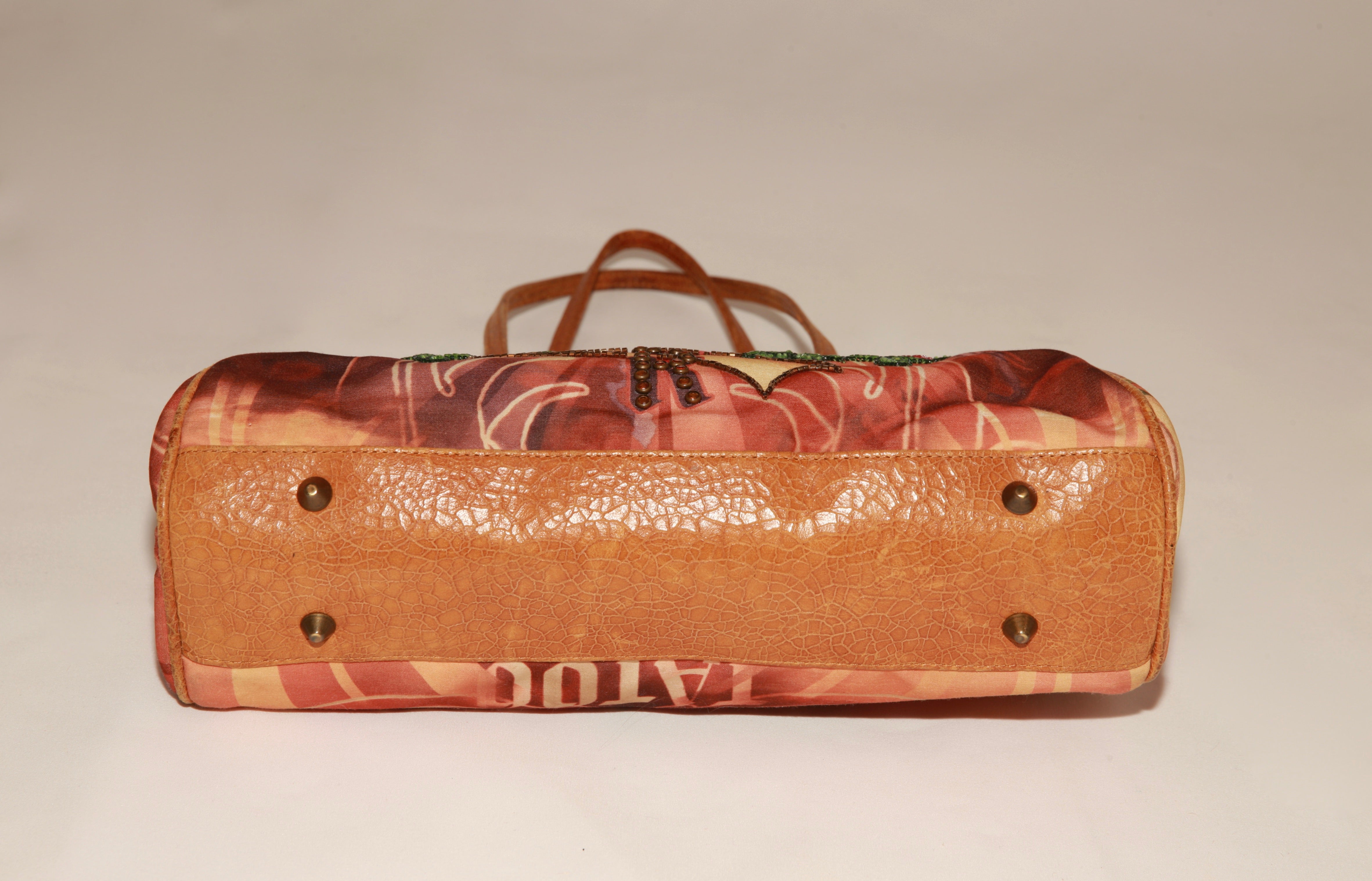 VNTG Isabella Fiore "Love" Beaded Frame Bag