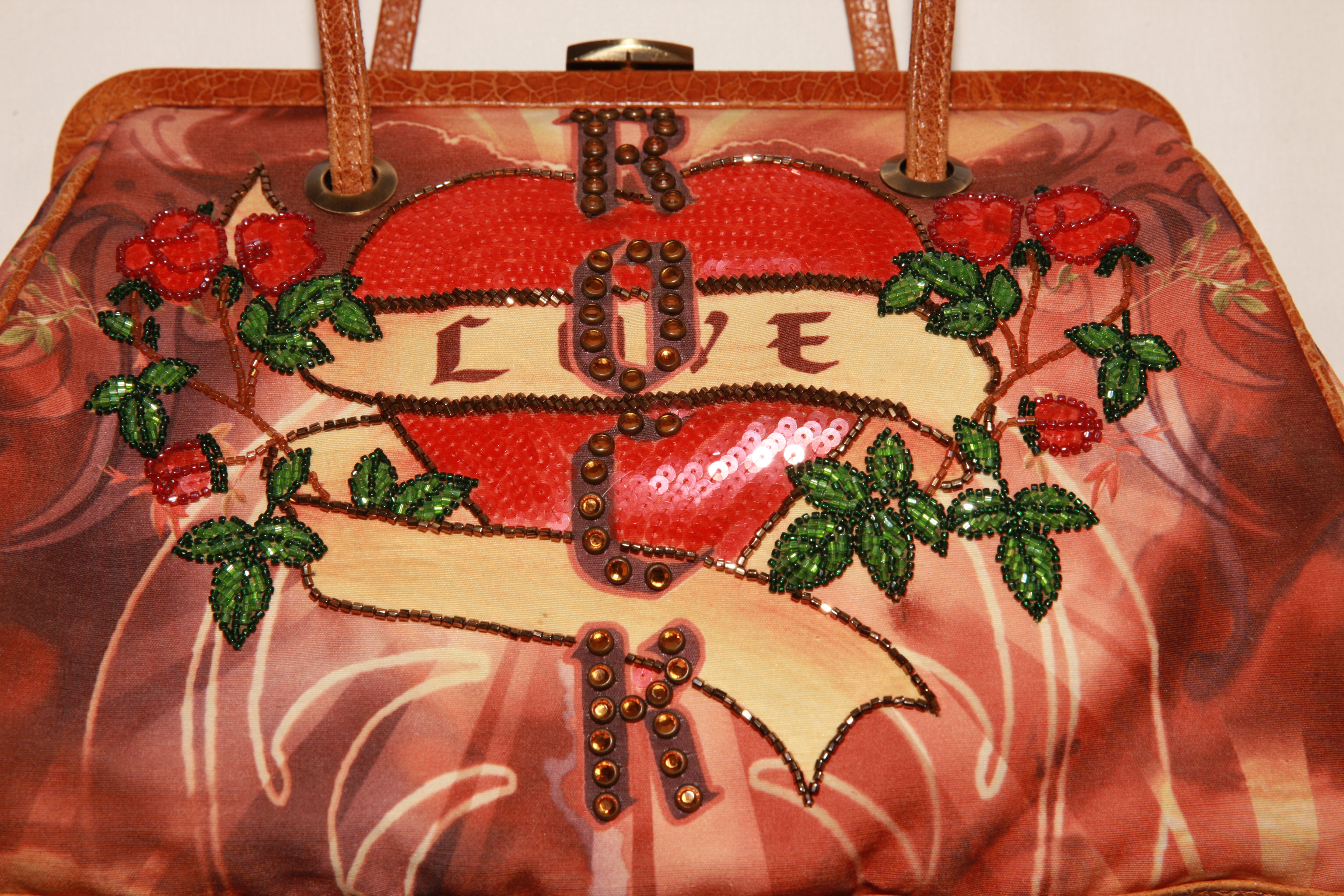 VNTG Isabella Fiore "Love" Beaded Frame Bag