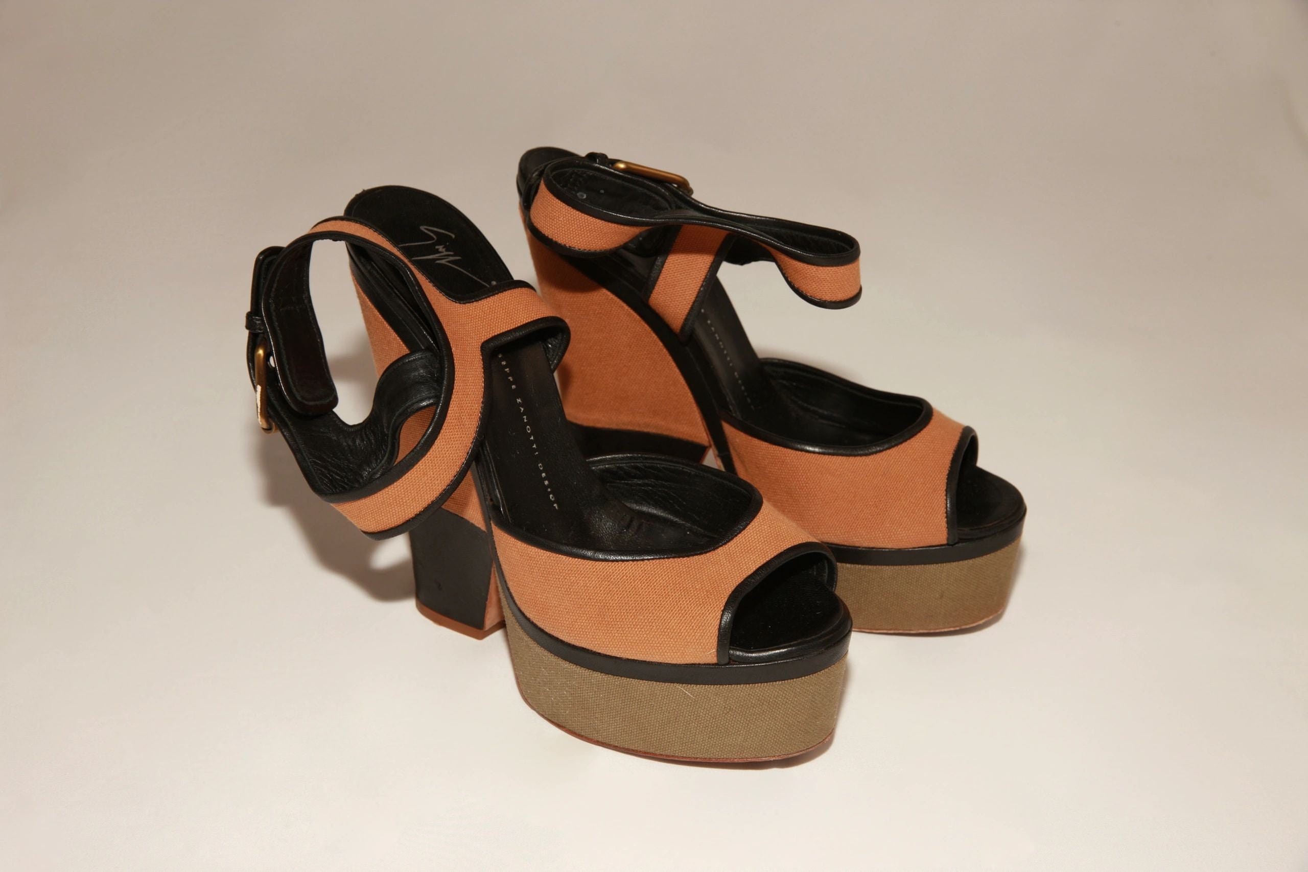 VNTG Chunky Giuseppe Zanotti Platform Heels - Size 40