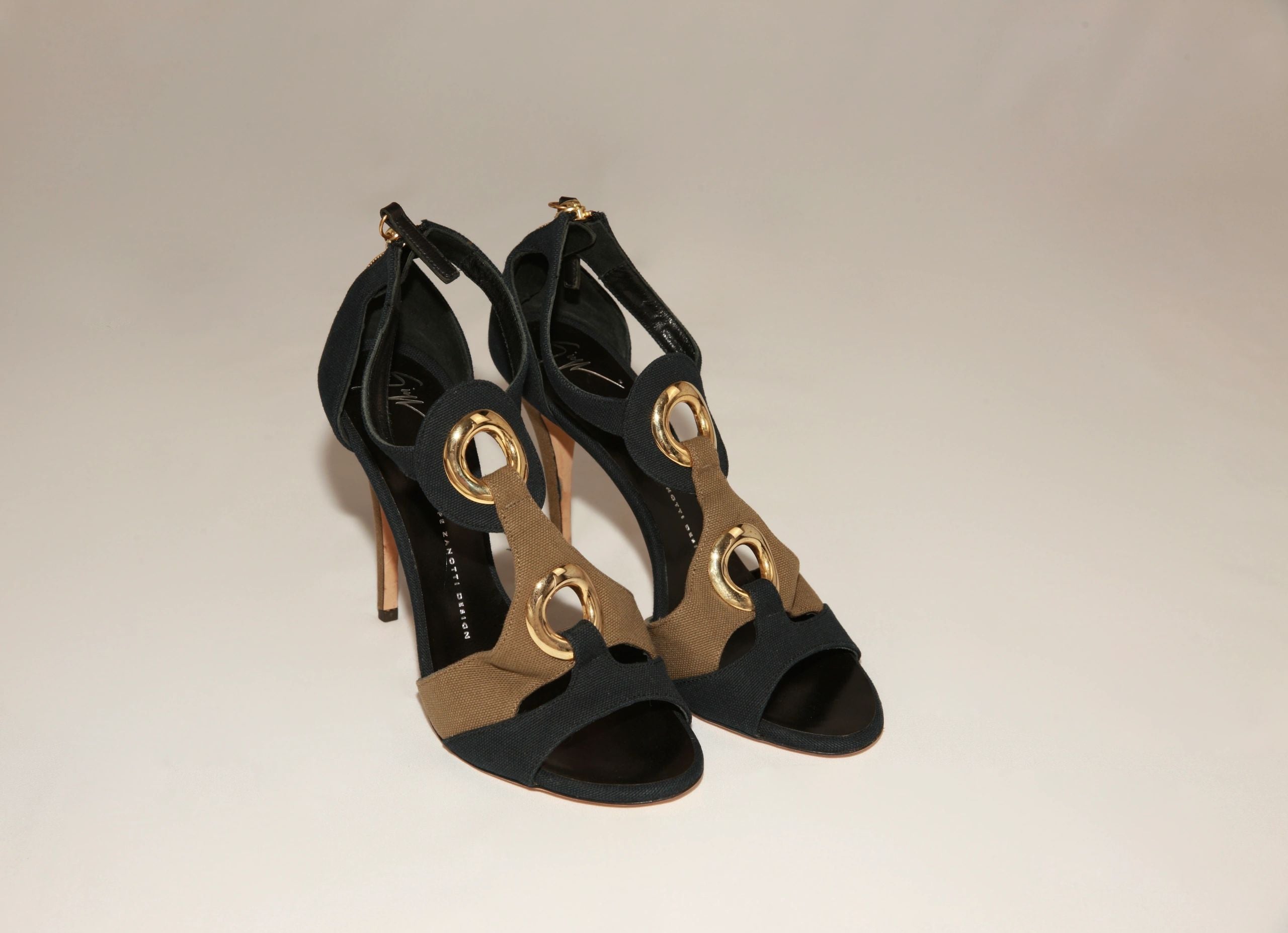 VNTG Giuseppe Zanotti Gold Grommet Heels - Size 38