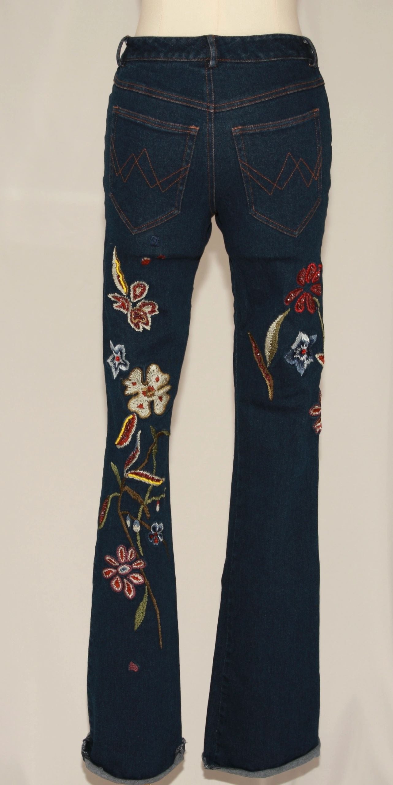 VNTG Embroidered Mandalay bootcut jeans - Size 4