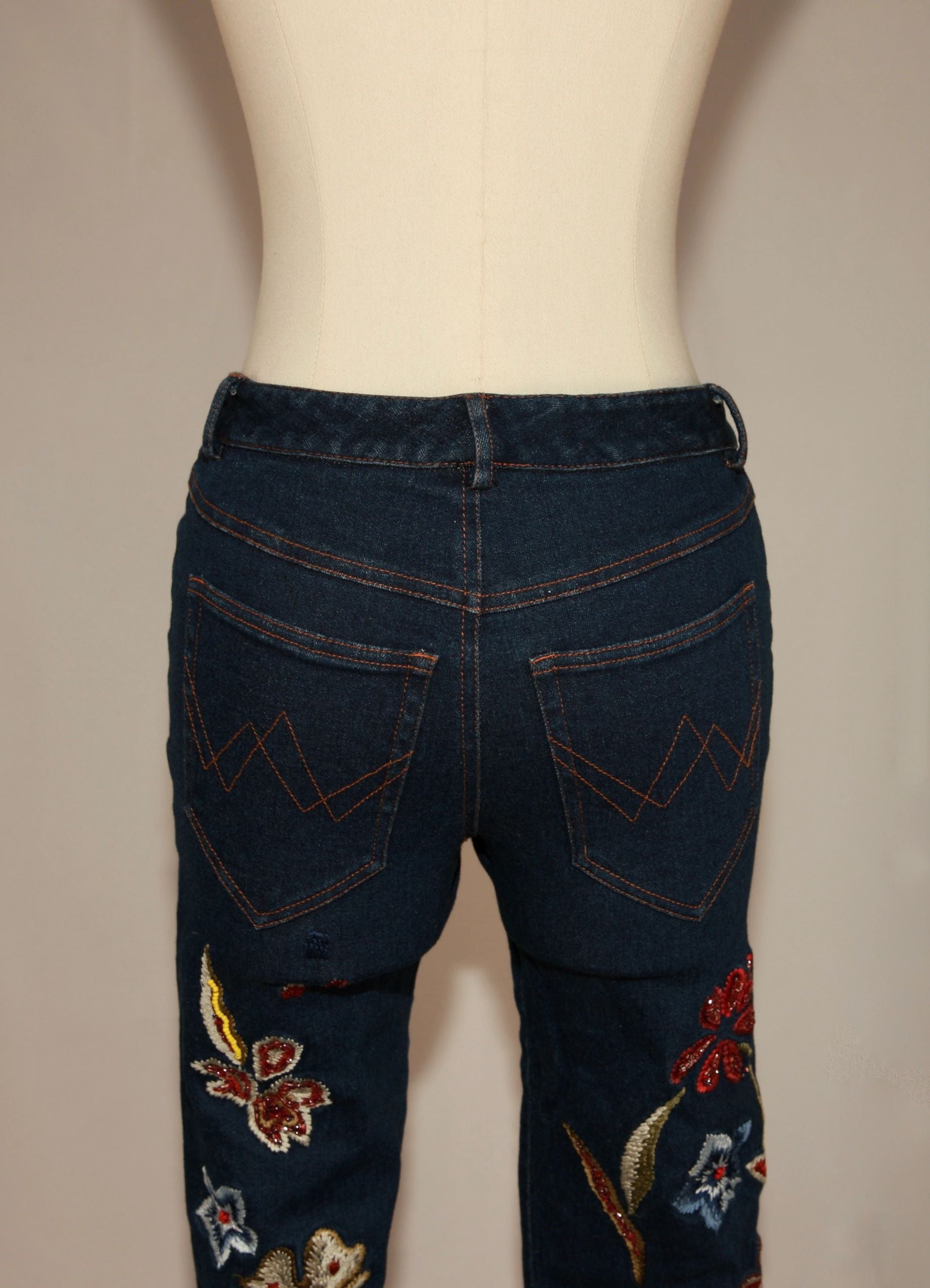 VNTG Embroidered Mandalay bootcut jeans - Size 4