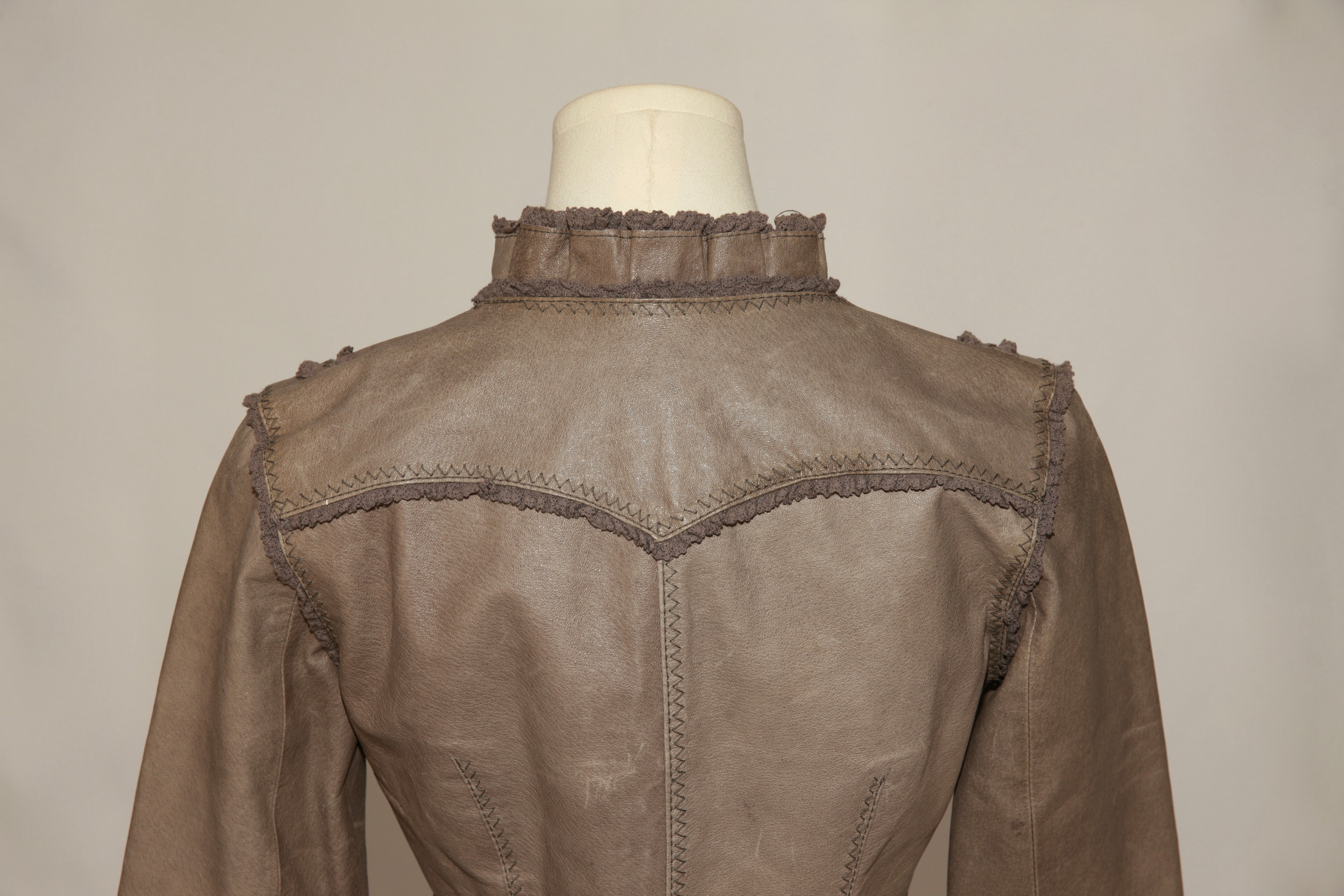 VNTG Moda International Ruffle Leather Jacket - Size XS