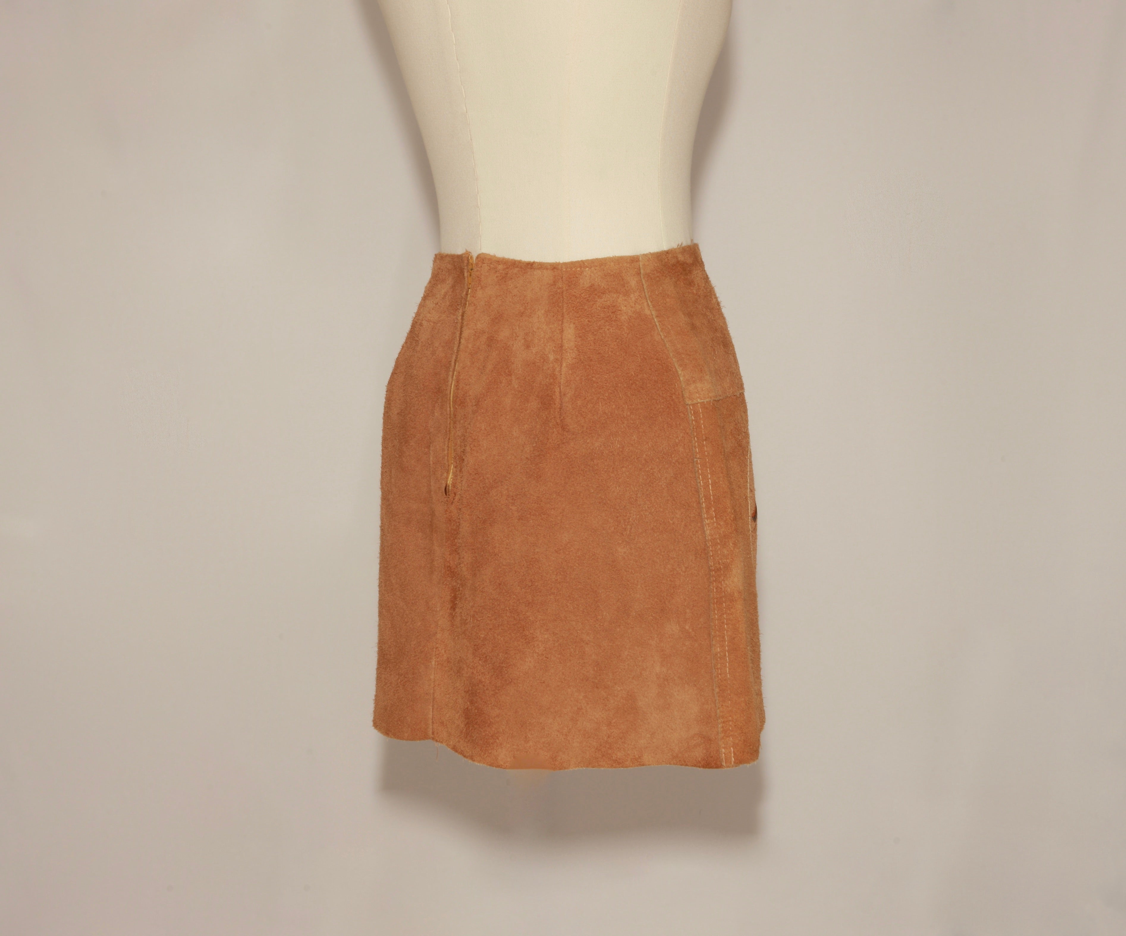 VNTG Suede High waisted Leather Mini Skirt - Size 4