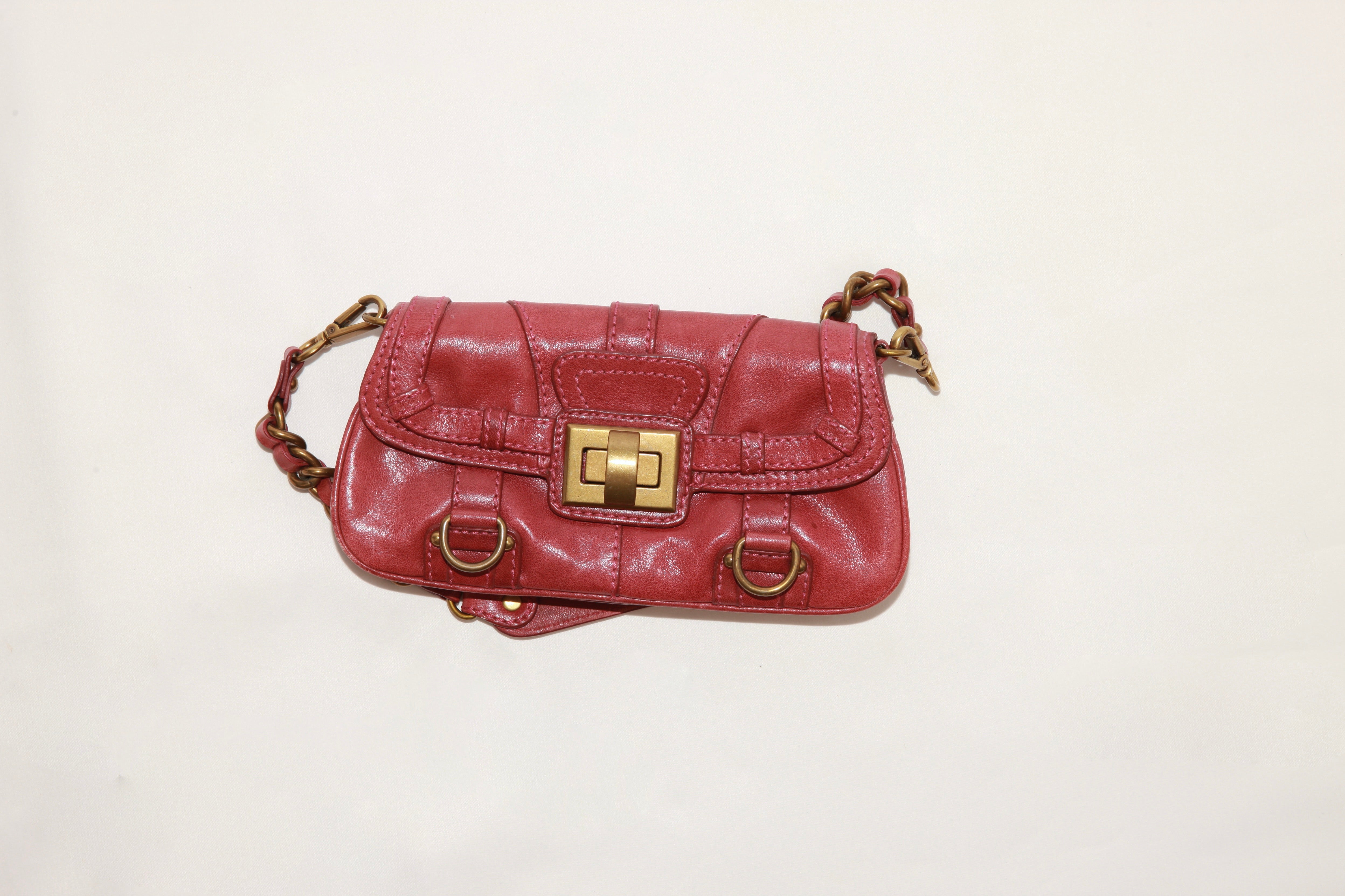 VNTG Lockheart Red Leather Shoulder Bag