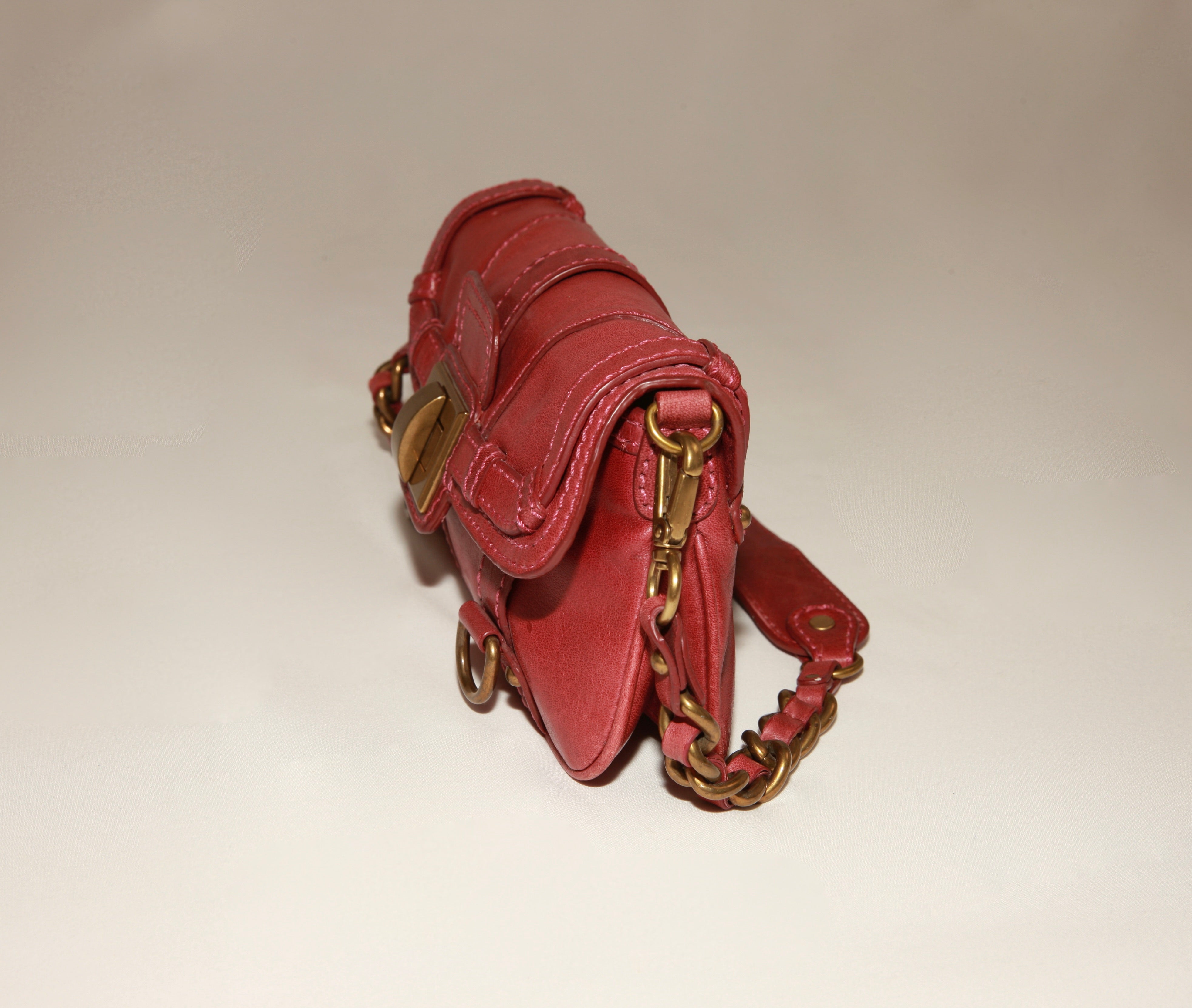 VNTG Lockheart Red Leather Shoulder Bag