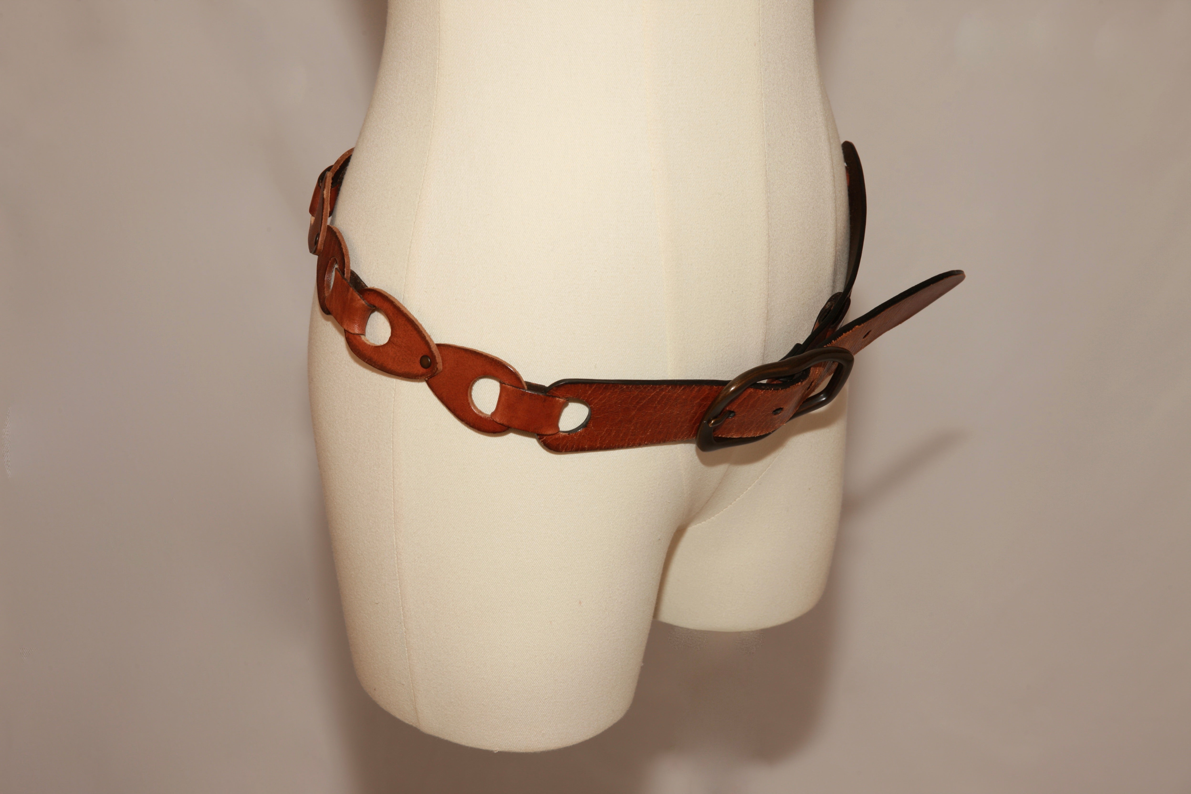 VNTG Roots Cognac Leather Link Belt - Size M