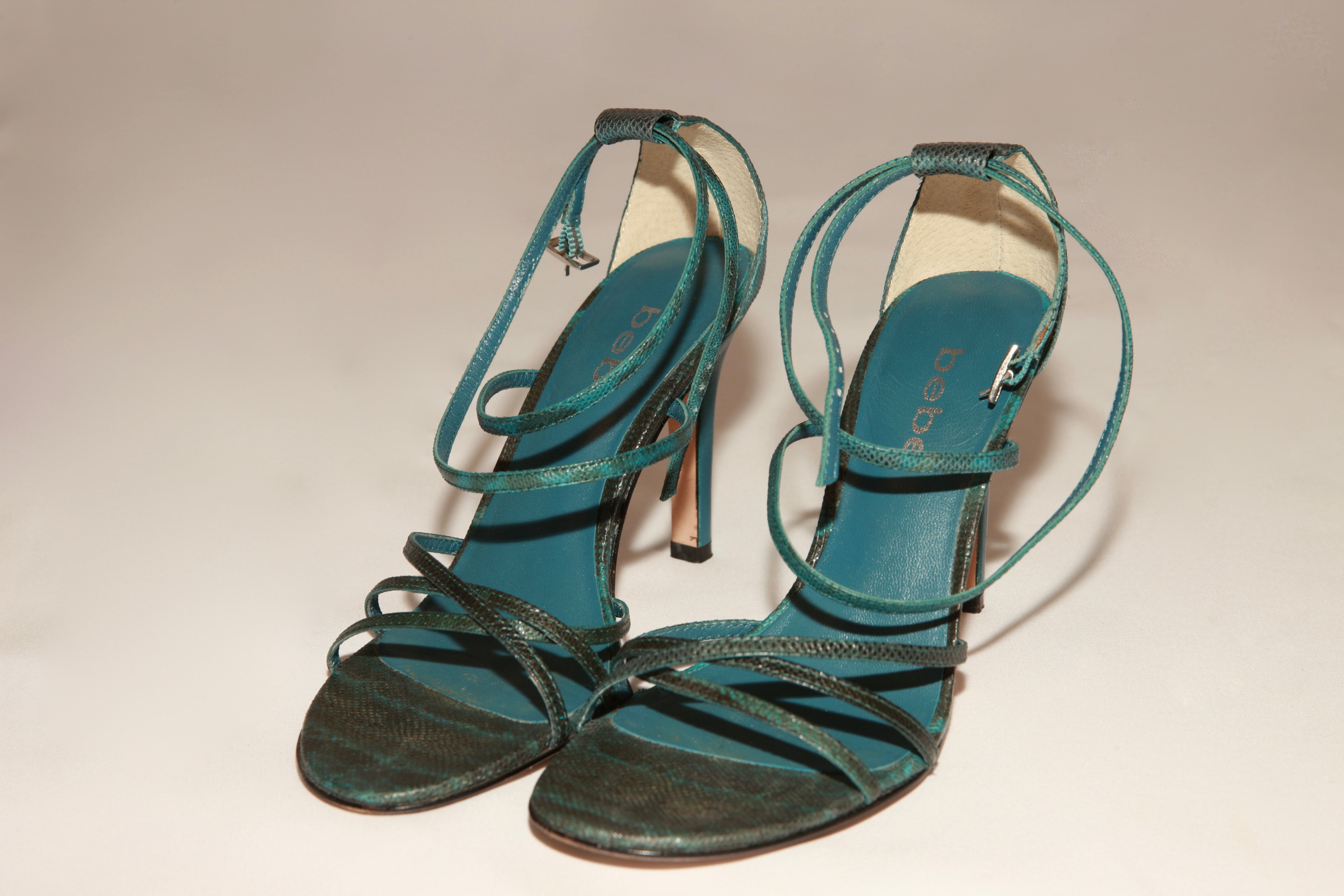 VNTG Teal Snake Bebe Heels - Size 6M