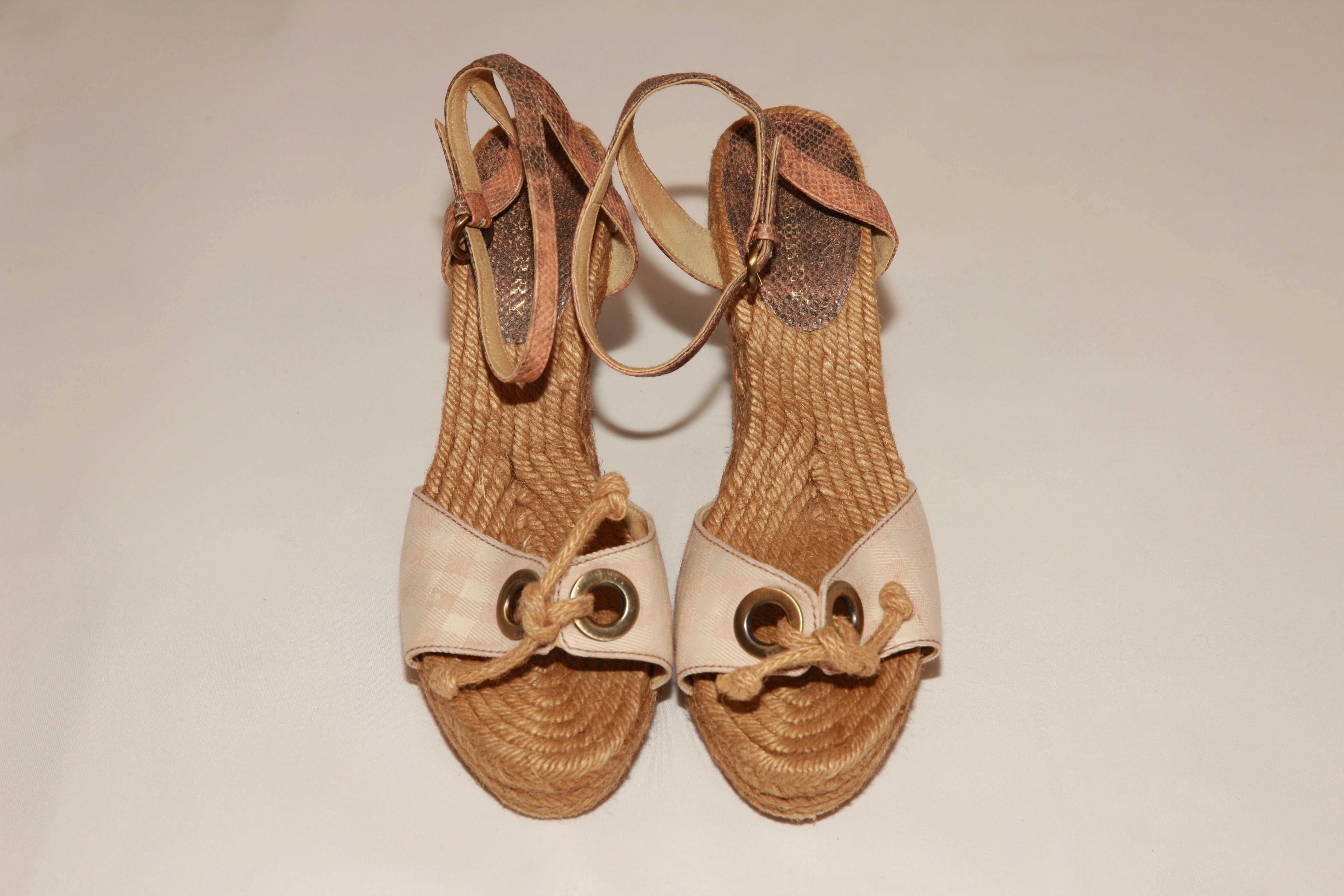 VNTG Burberry Nova Check Espadrille Wedge Sandals - Size 38