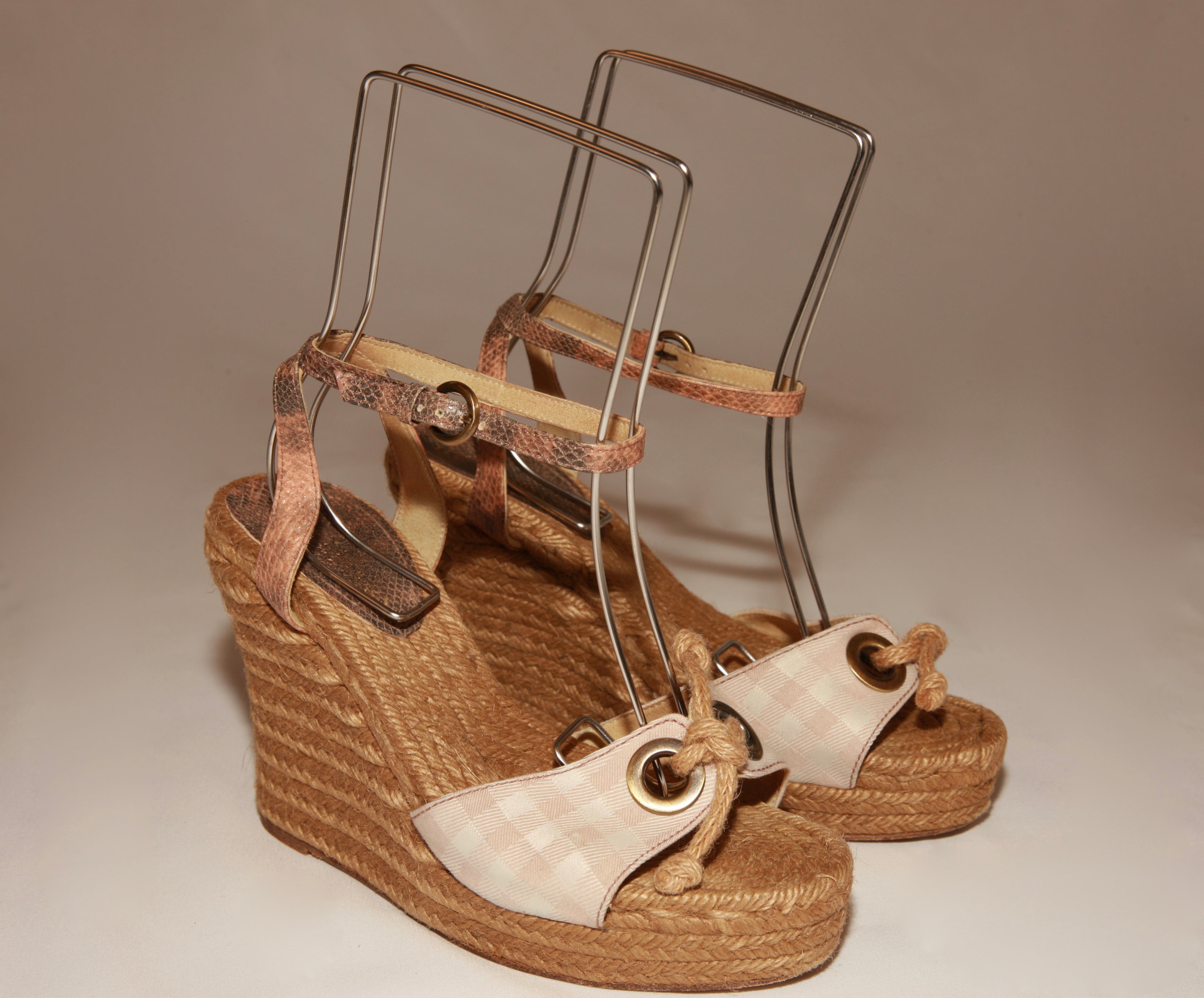 VNTG Burberry Nova Check Espadrille Wedge Sandals - Size 38