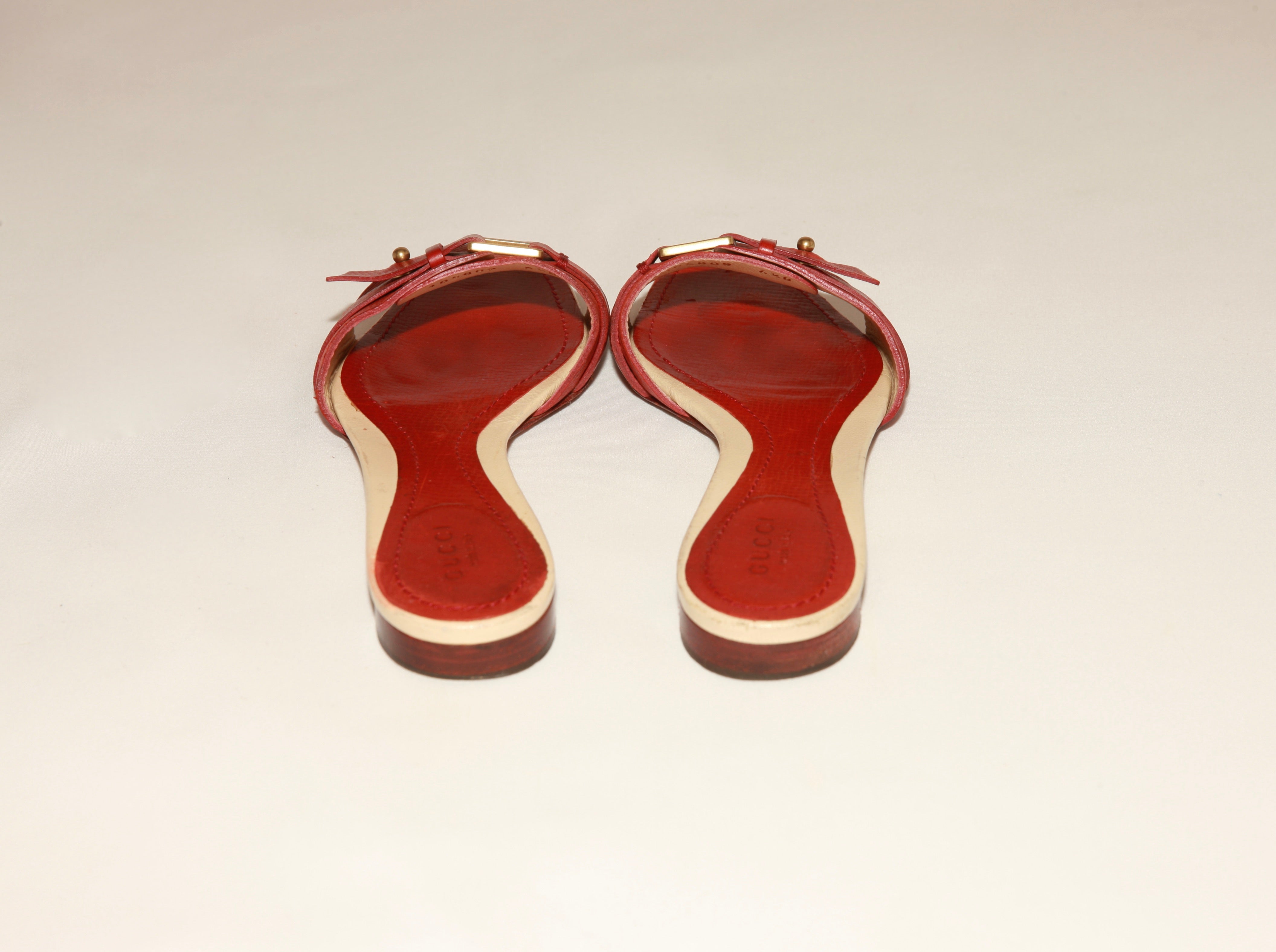 VNTG Gucci Red Leather Buckle Sandals - Size 6.5