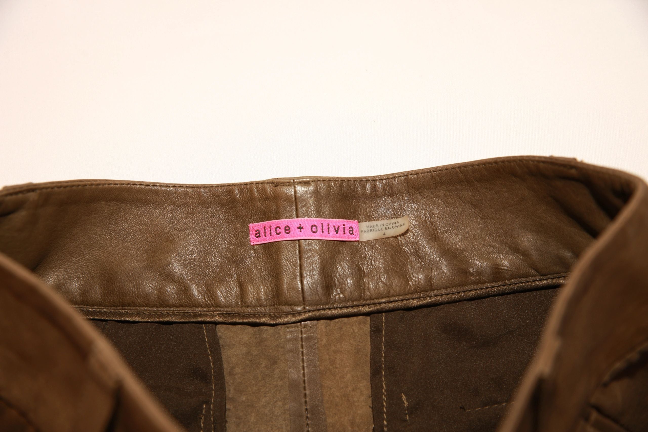 VNTG Genuine leather Alice + Olivia shorts - Size 4