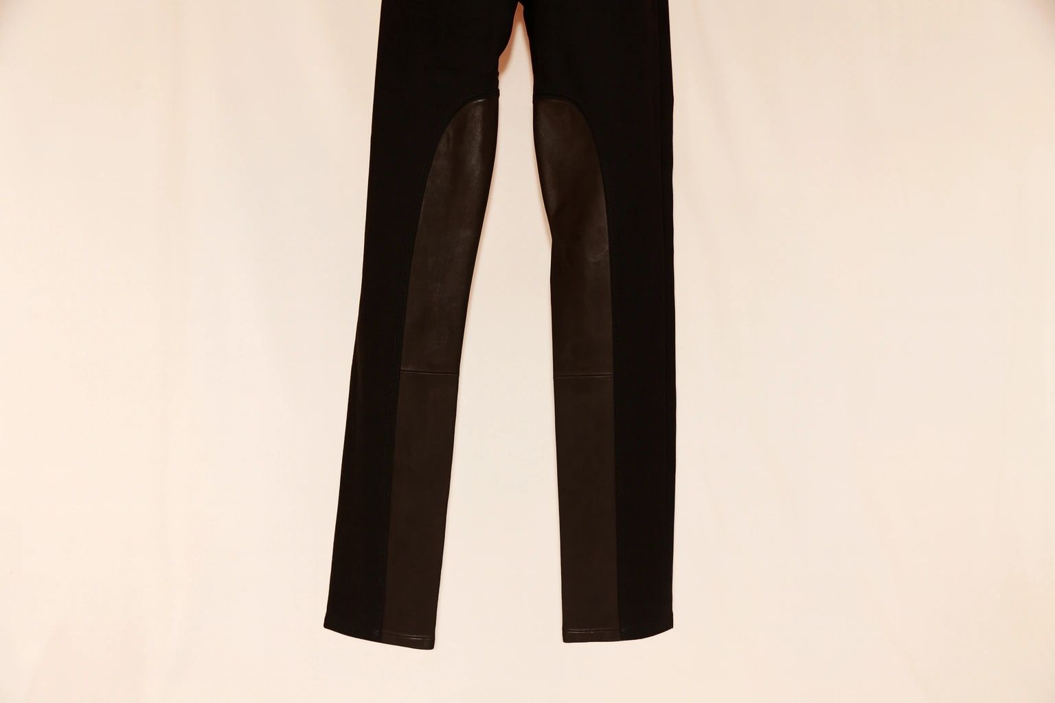VNTG Black leather Burberry jeans - Size 27
