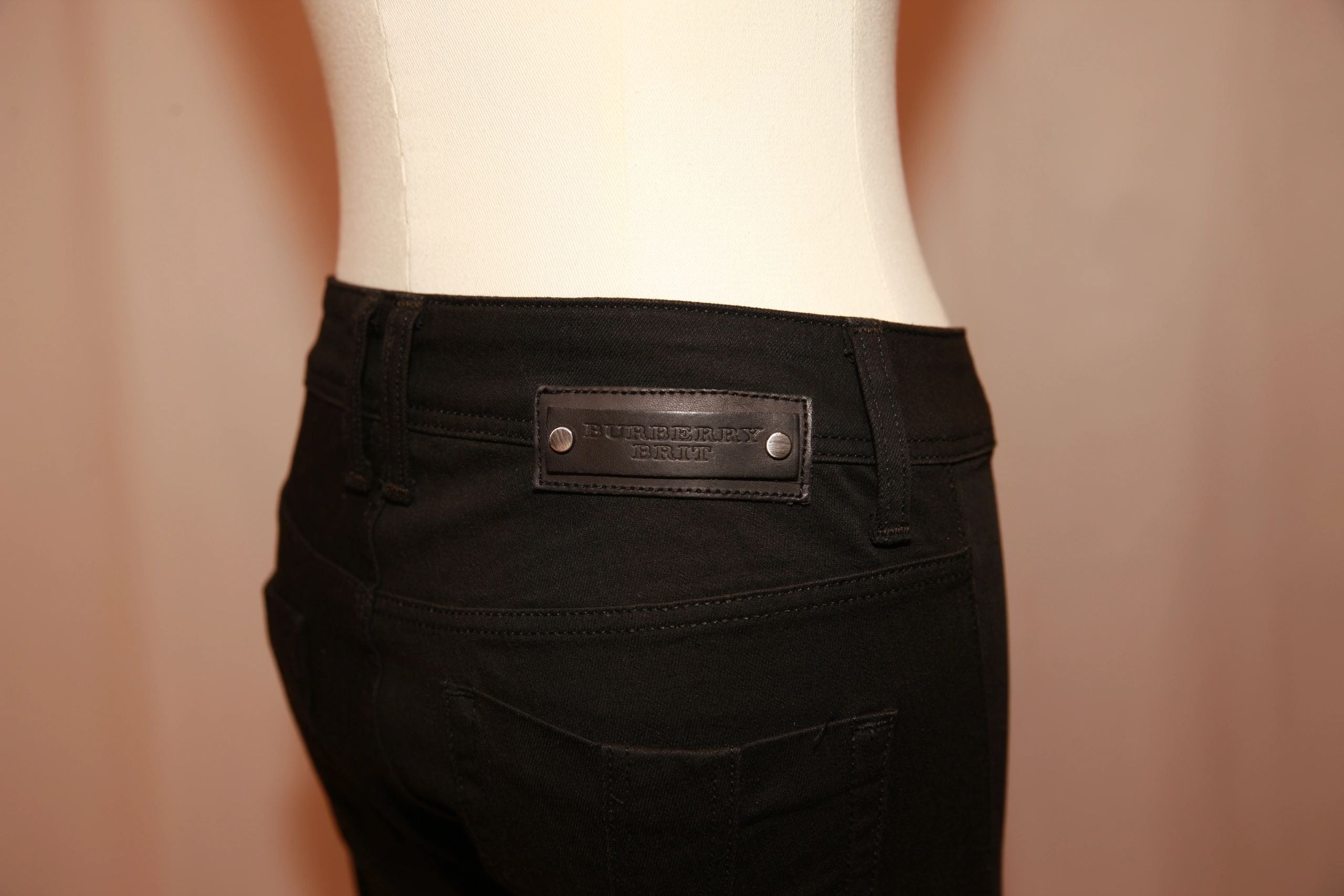 VNTG Black leather Burberry jeans - Size 27