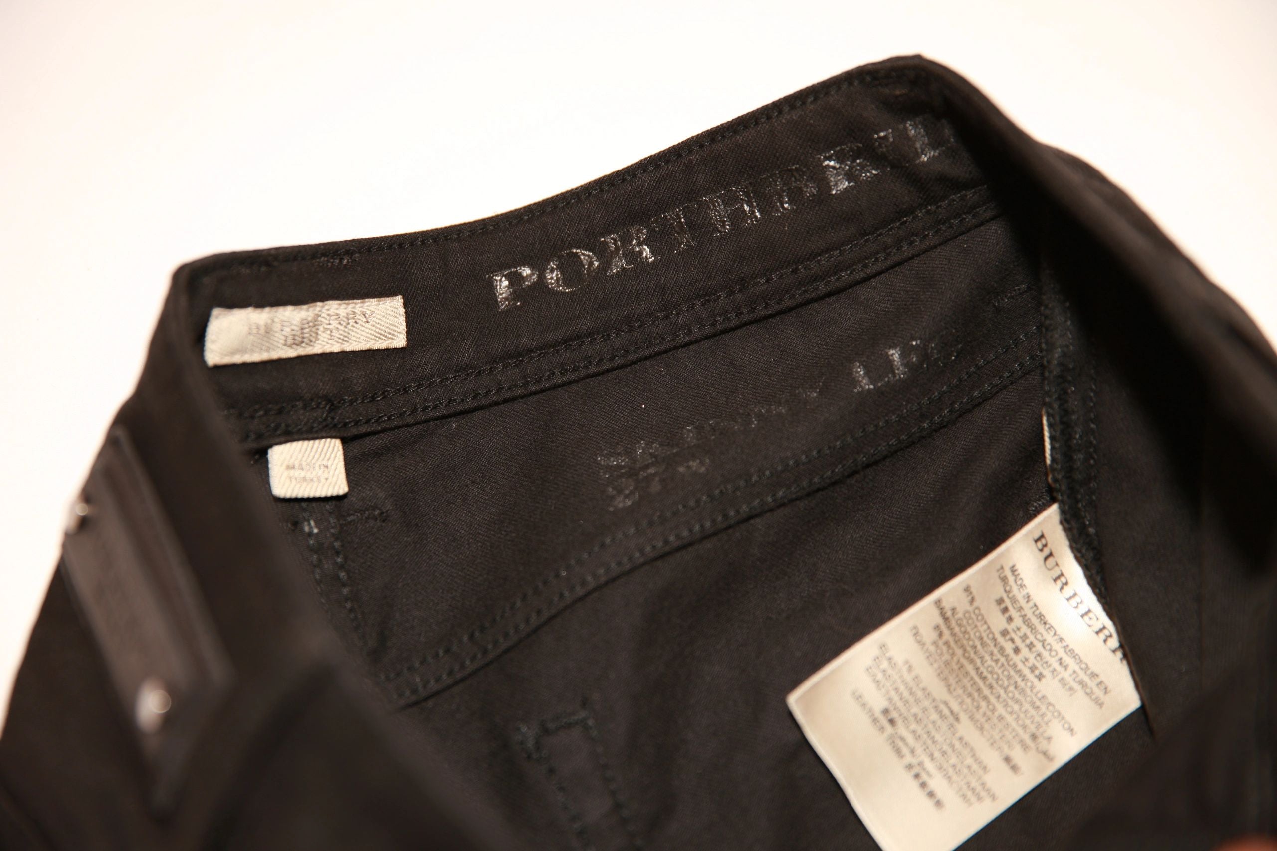 VNTG Black leather Burberry jeans - Size 27