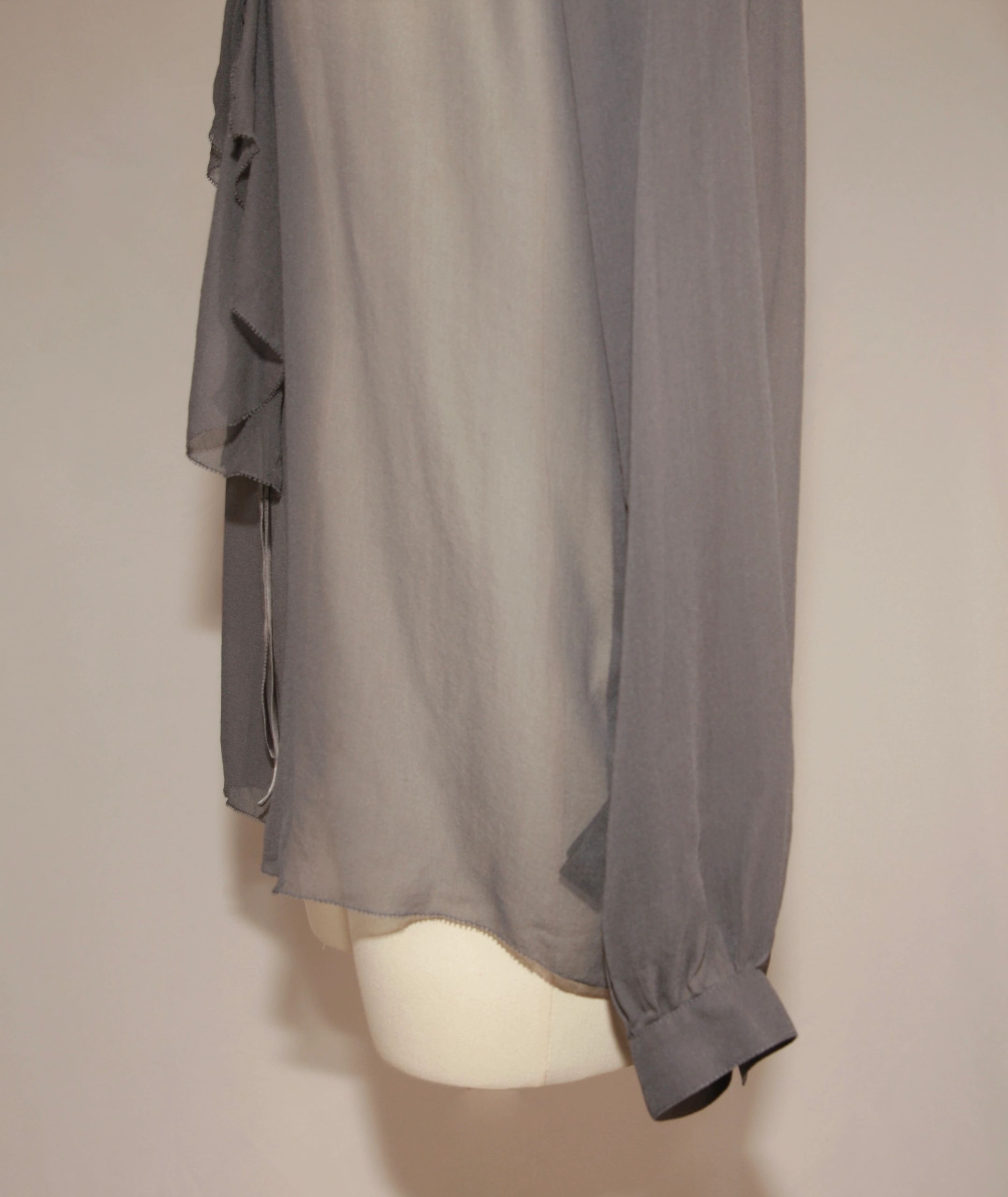 VNTG Silk 7 For All Mankind Blouse - Size S