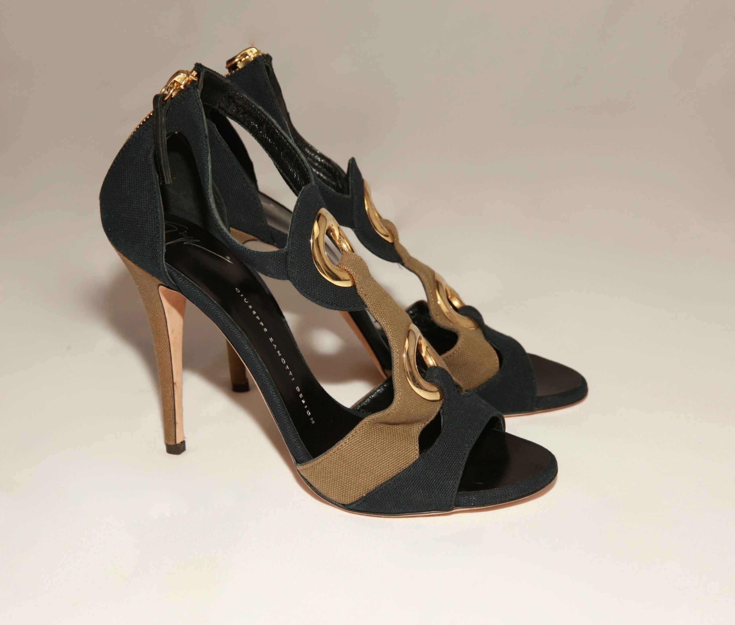 VNTG Giuseppe Zanotti Gold Grommet Heels - Size 38