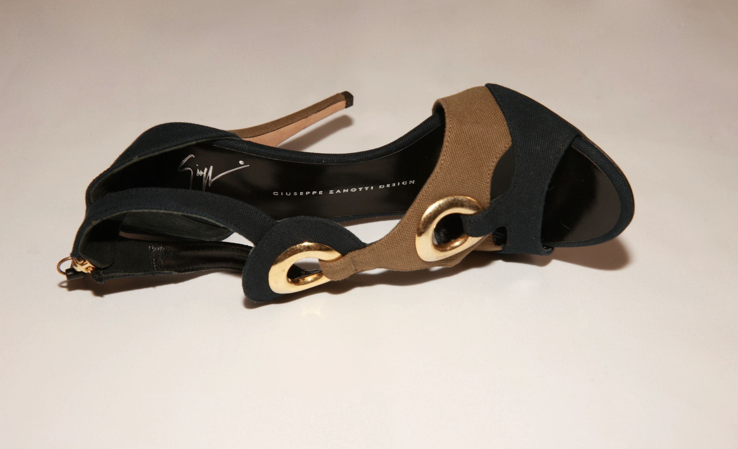 VNTG Giuseppe Zanotti Gold Grommet Heels - Size 38