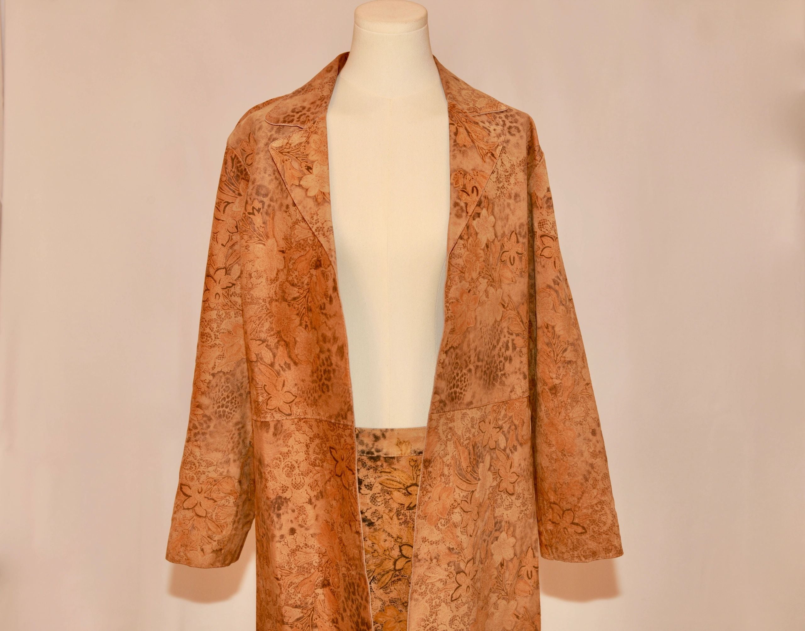 VNTG Genuine Leather Animal & Floral Duster Jacket – Size M