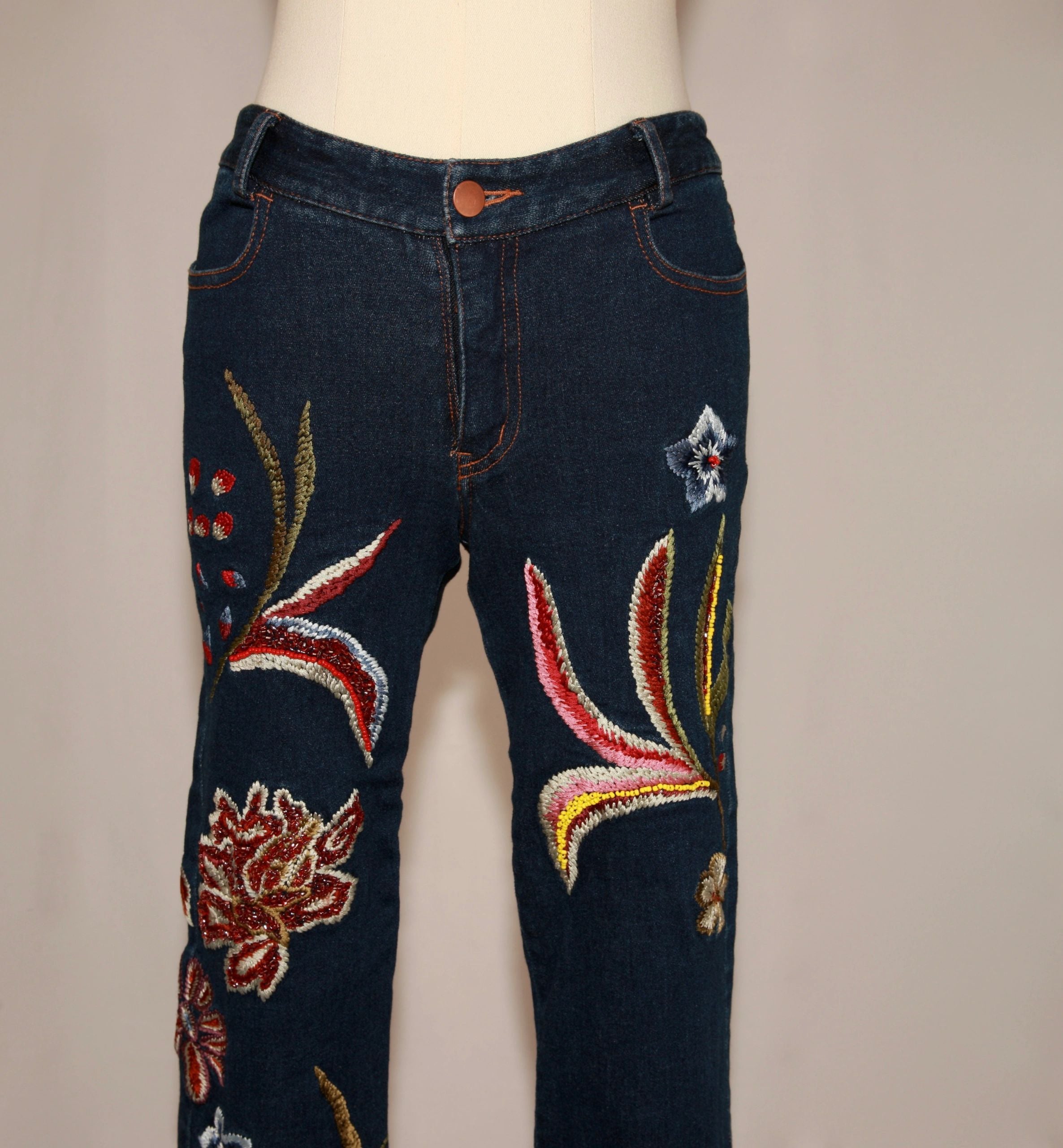 VNTG Embroidered Mandalay bootcut jeans - Size 4