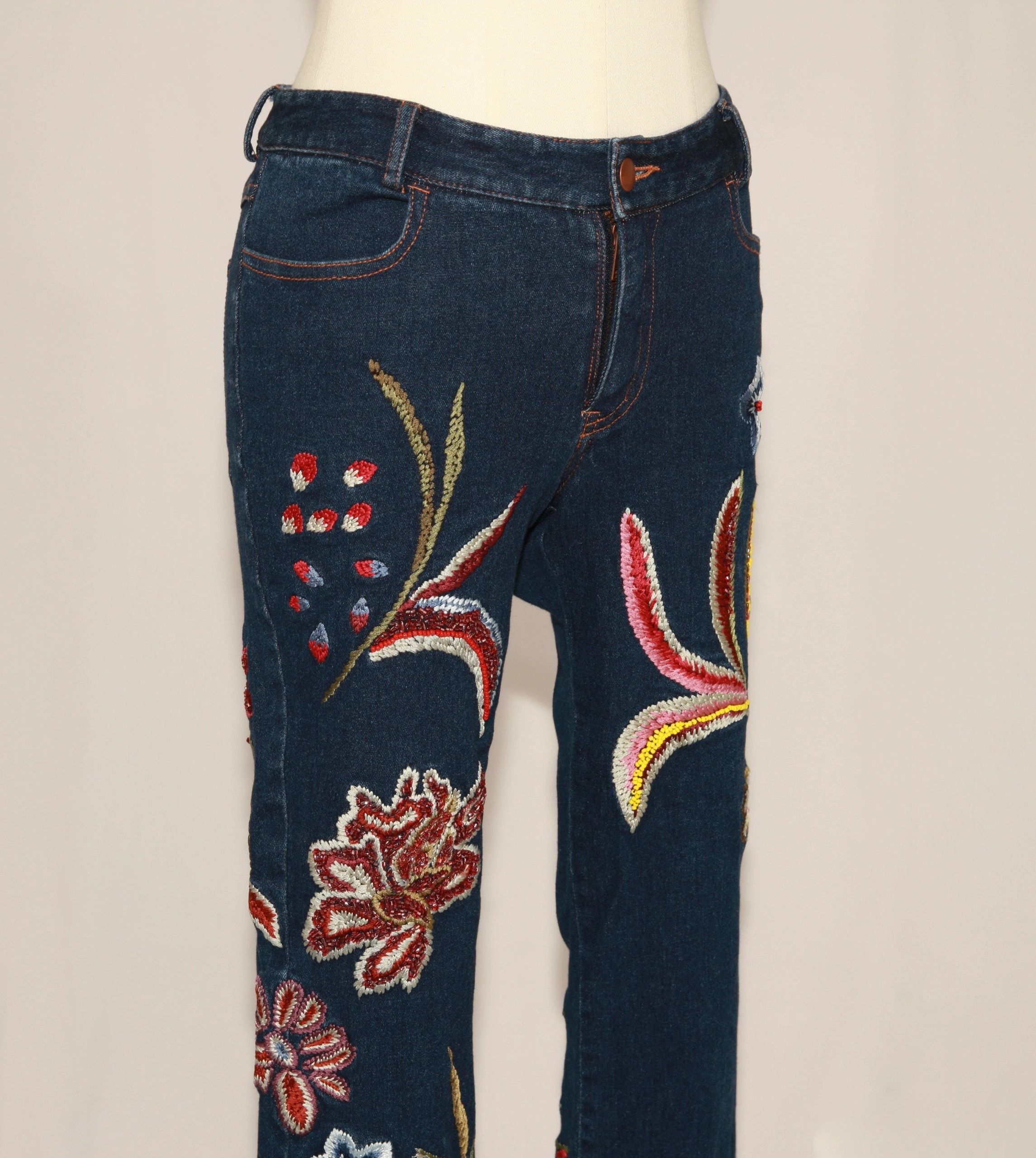 VNTG Embroidered Mandalay bootcut jeans - Size 4